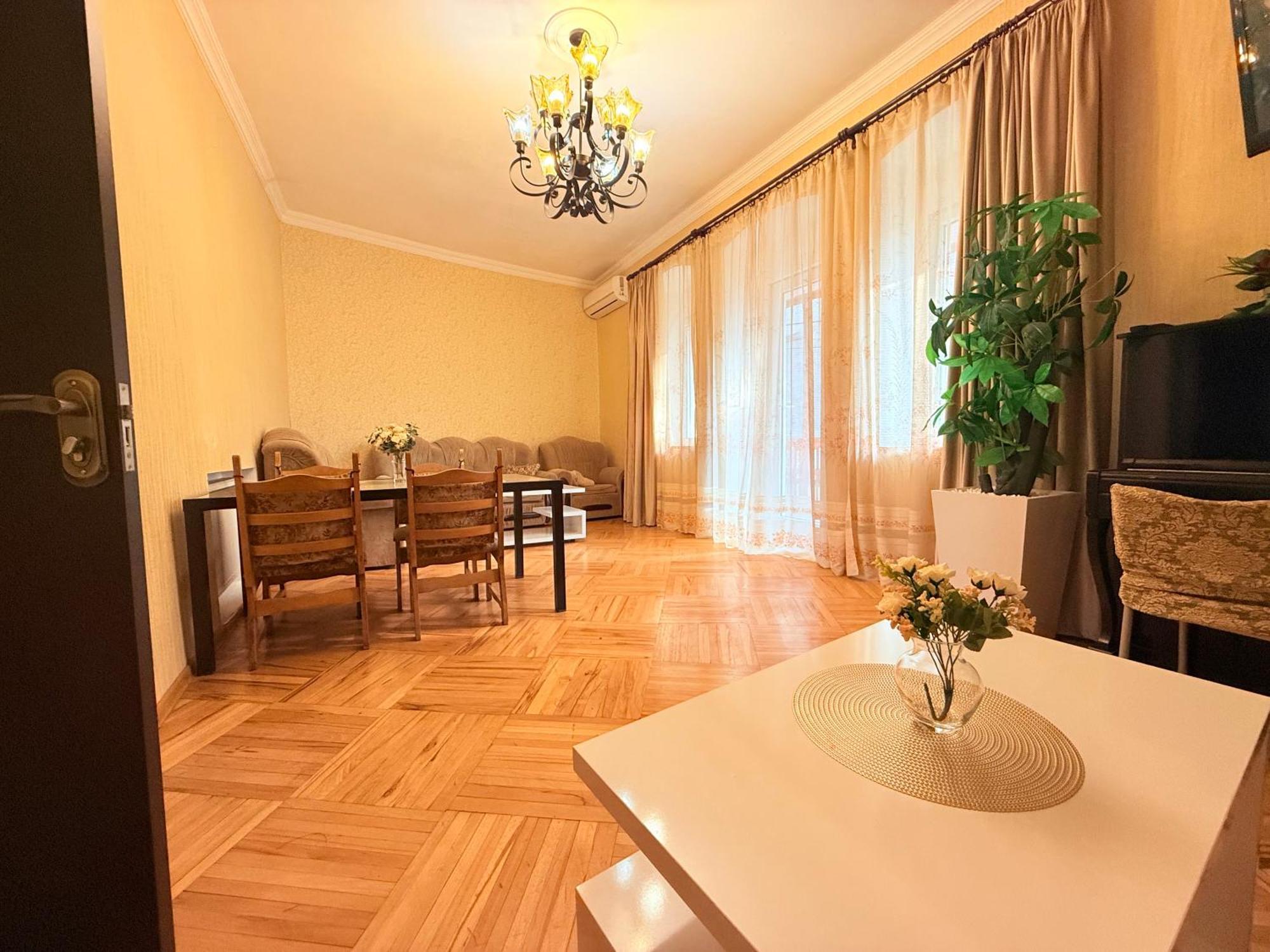 Tamuna Apartment ティビリシ エクステリア 写真